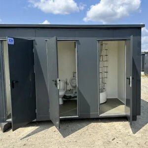 Contenedor Sanitario con 3 Cabinas
